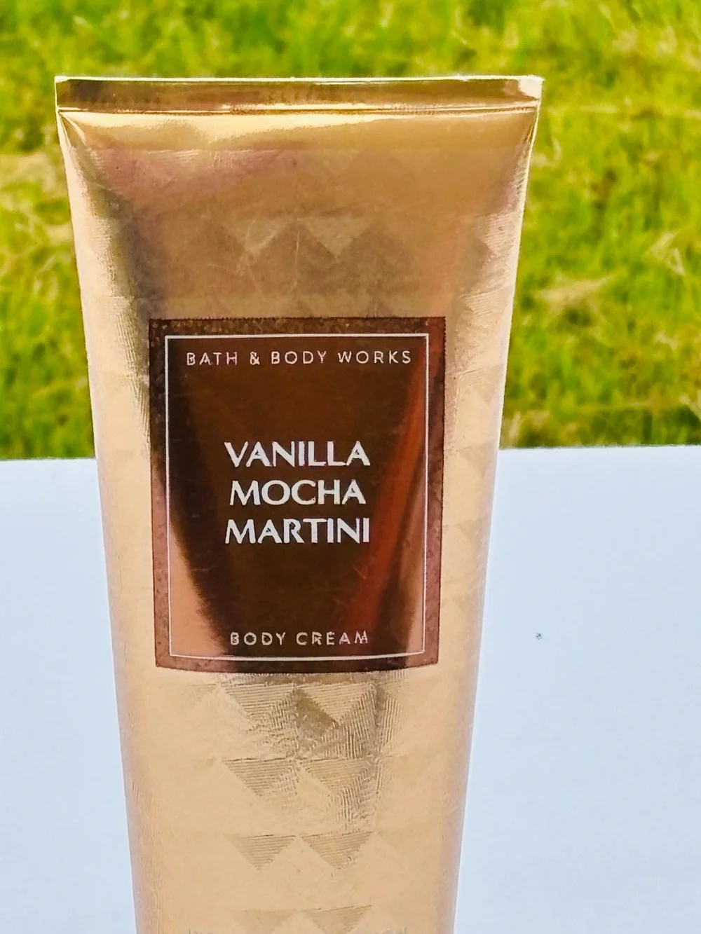 Bath & Body Works Vanilla Mocha Martini Ultimate Hydration Body Cream 8oz Cozy